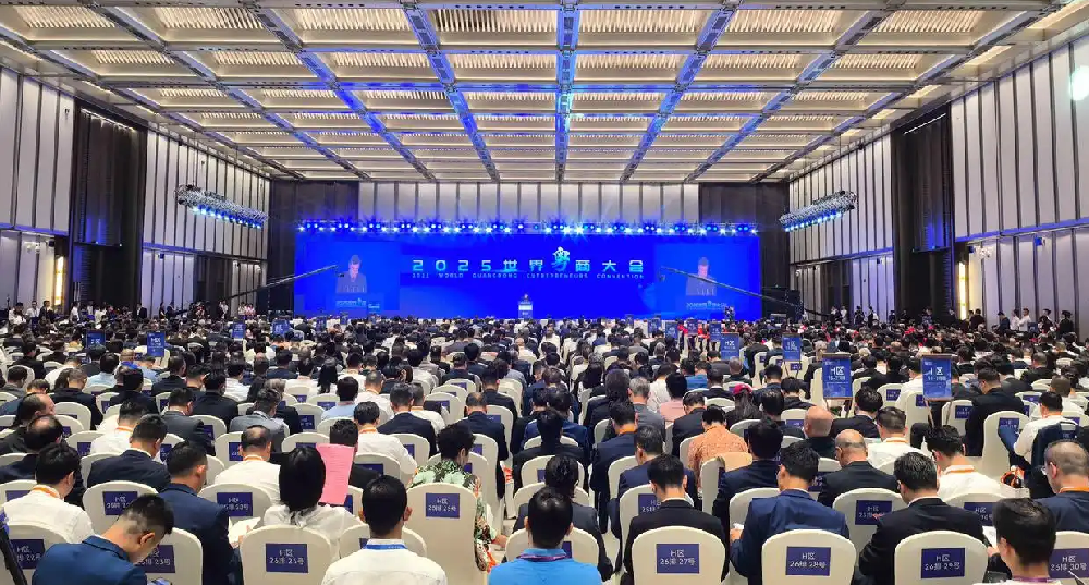 喜報(bào)！沃德精密董事長(zhǎng)任向陽(yáng)榮獲“廣東省非公有制經(jīng)濟(jì)人士?jī)?yōu)秀中國(guó)特色社會(huì)主義事業(yè)建設(shè)者”稱號(hào)